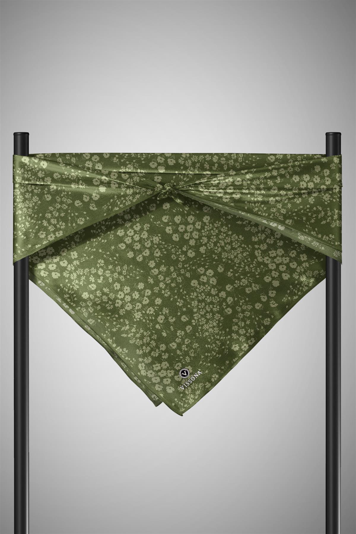 %100 Twill İpek Çıtır Çiçek Desenli Haki Renkli 90x90 Eşarp Dikim Şekli : El Dikişi