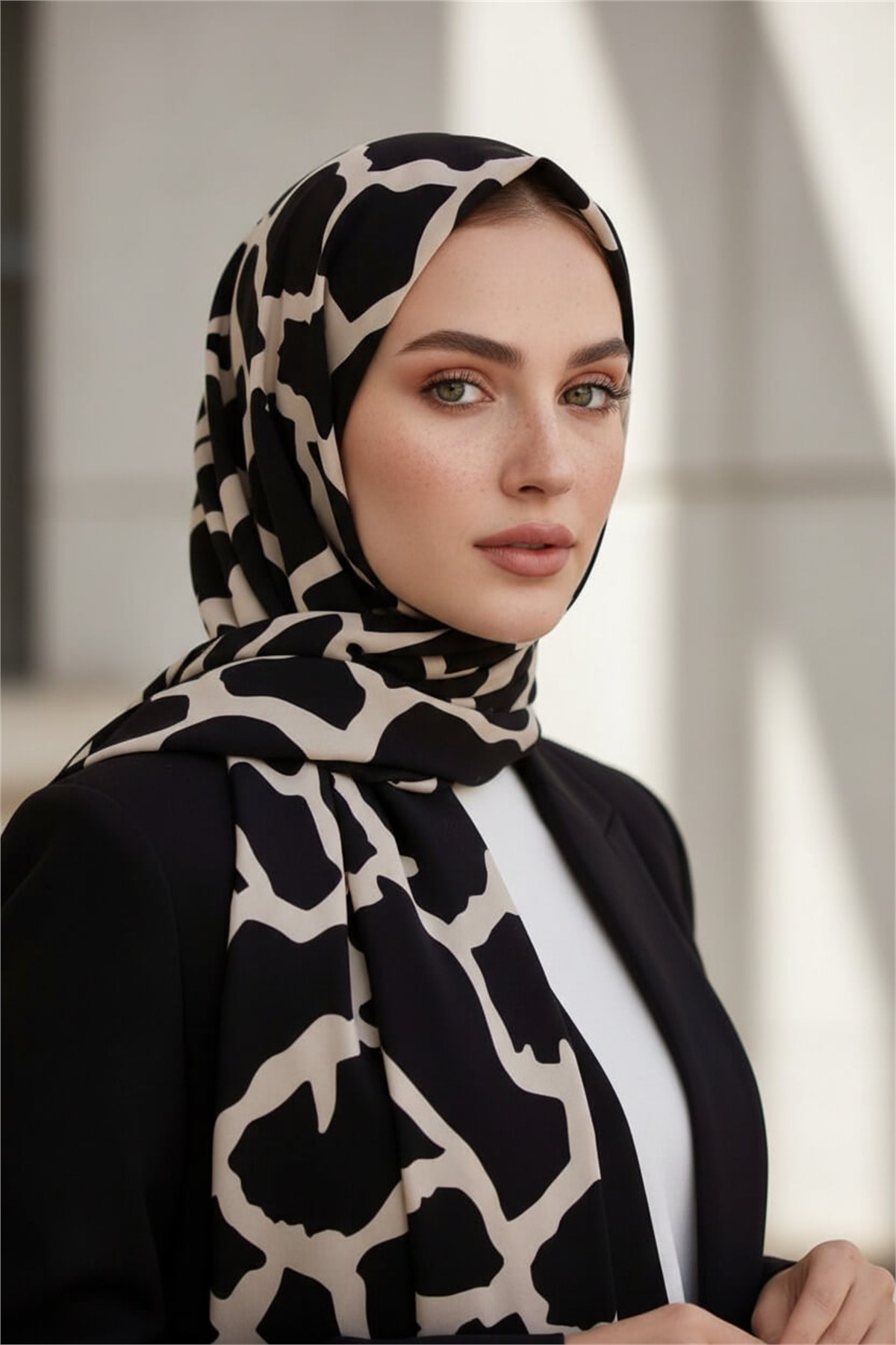 KREP TAŞ DESENLİ SİYAH - BEJ RENKLİ 75X195 KIRIŞMAZ ŞAL