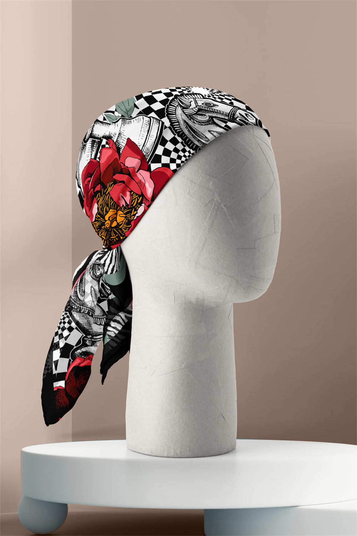 C76 CHECK HORSE  TASARIMLI BANDANA DG12082