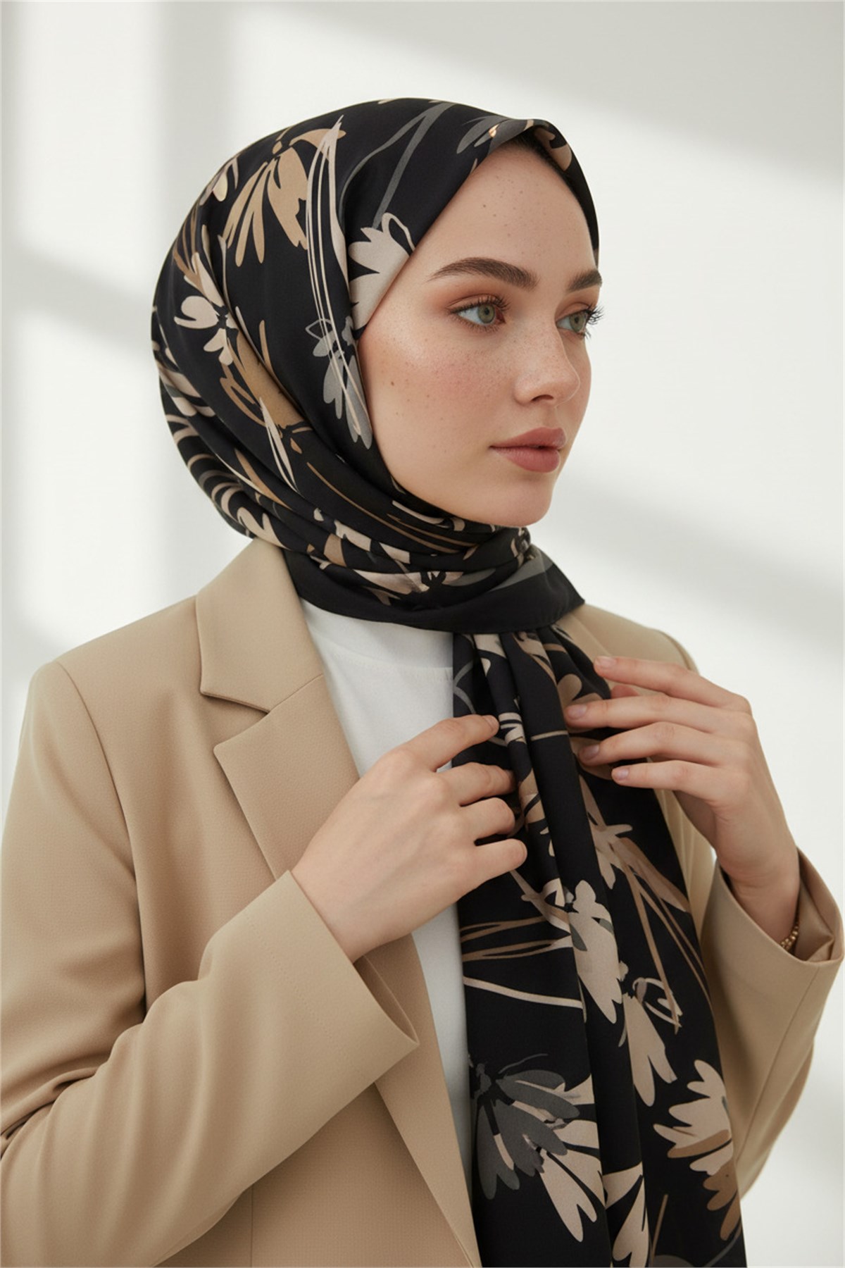 KREP ÇİÇEK DESENLİ GRİ RENKLİ 75X195 KIRIŞMAZ ŞAL
