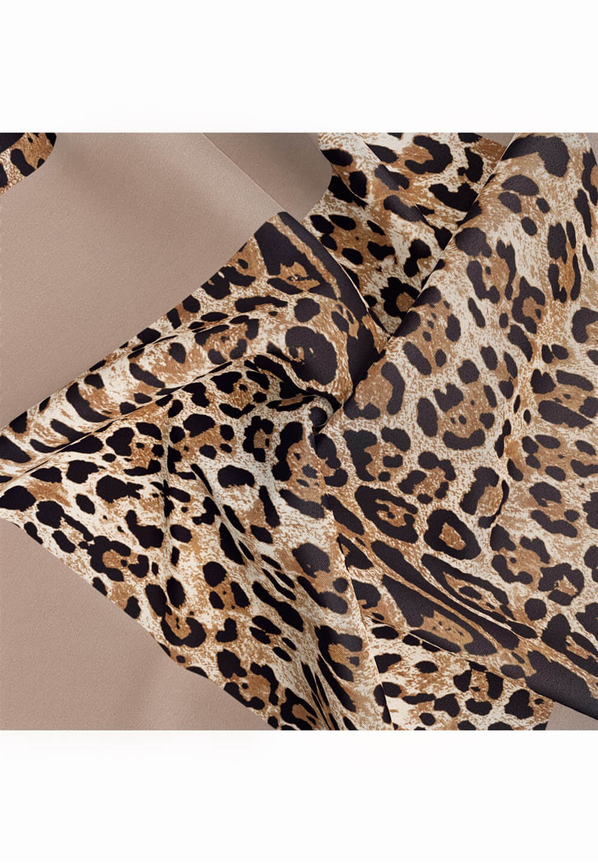 %100 Twill İpek Leopar Desenli Vizon Renkli 90x90 Eşarp Dikim Şekli : El Dikişi