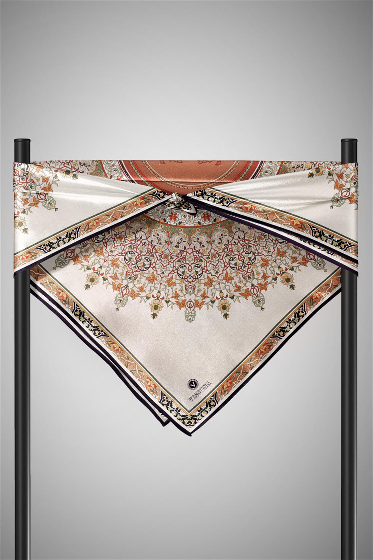 %100 Twill İpek Şal Desenli Bakır Renkli 90x90 Eşarp Dikim Şekli : El Dikişi