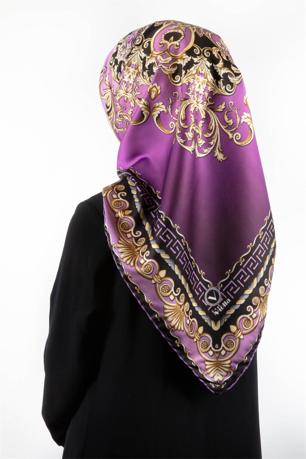 Twill Barok Desenli Lila Renkli 90x90 Eşarp (İpek İçermez) Dikim Şekli : El Dikişi