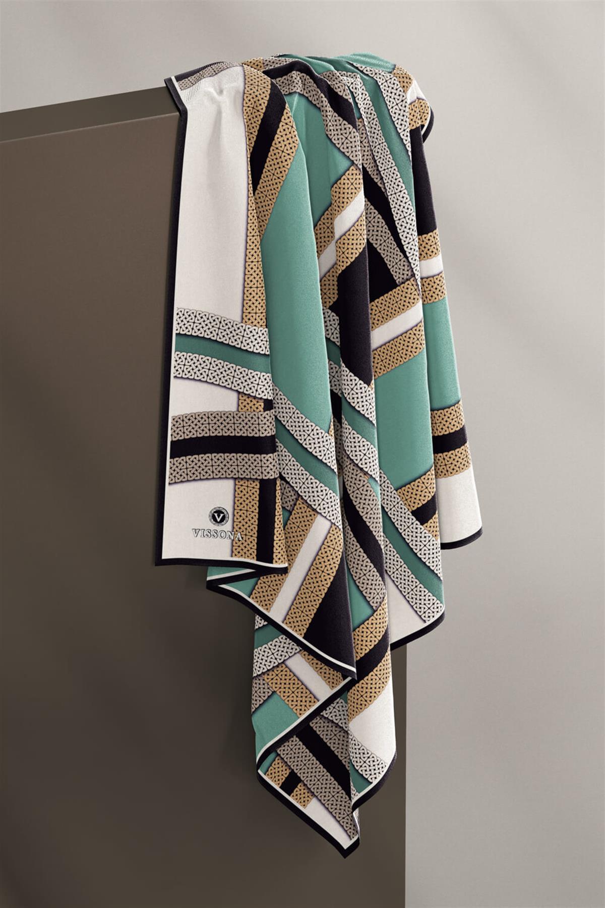 %100 Twill İpek Geometrik Desenli Siyah - Mint Yeşili Renkli 90x90 Eşarp Dikim Şekli : El Dikişi