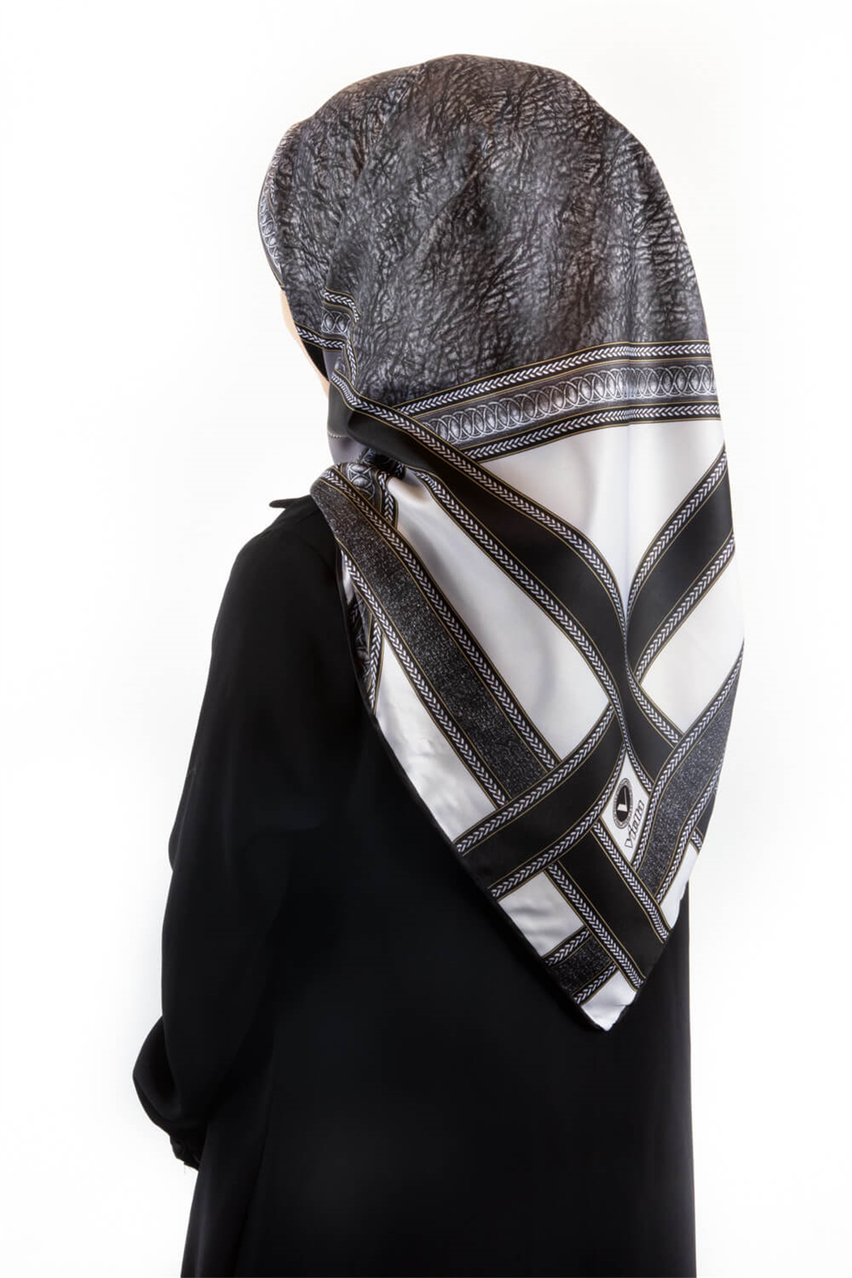 Twill Bordür Taş Desenli Gri Renkli 90x90 Eşarp (İpek İçermez) Kenar Dikiş Şekli El Dikişli