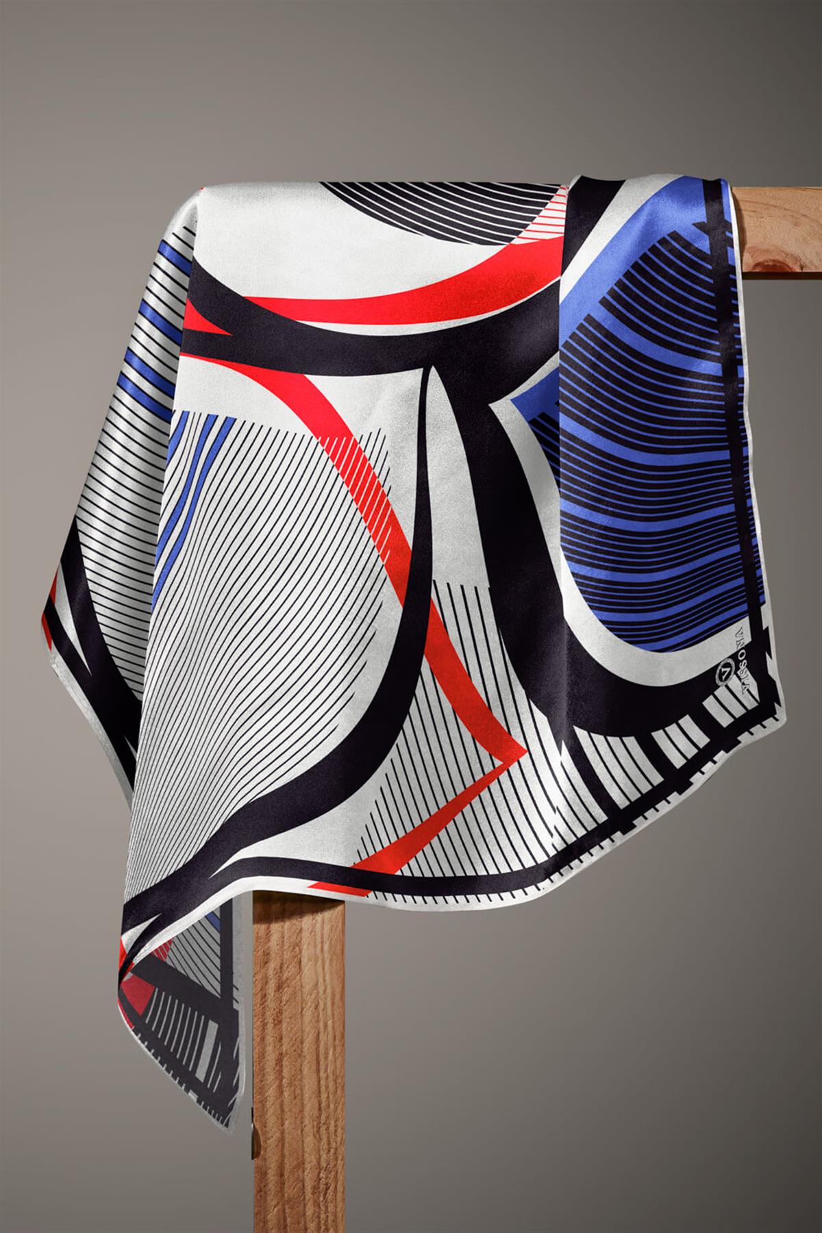 %100 Twill İpek Çizgili Geometrik Desenli Beyaz - Saks Renkli 90x90 Eşarp Dikim Şekli : El Dikişi