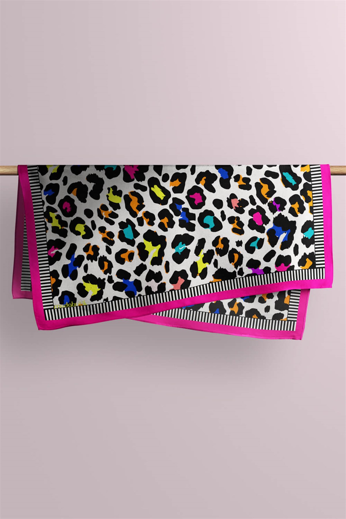 B42 Violla Renkli Leopar Desenli Bandana