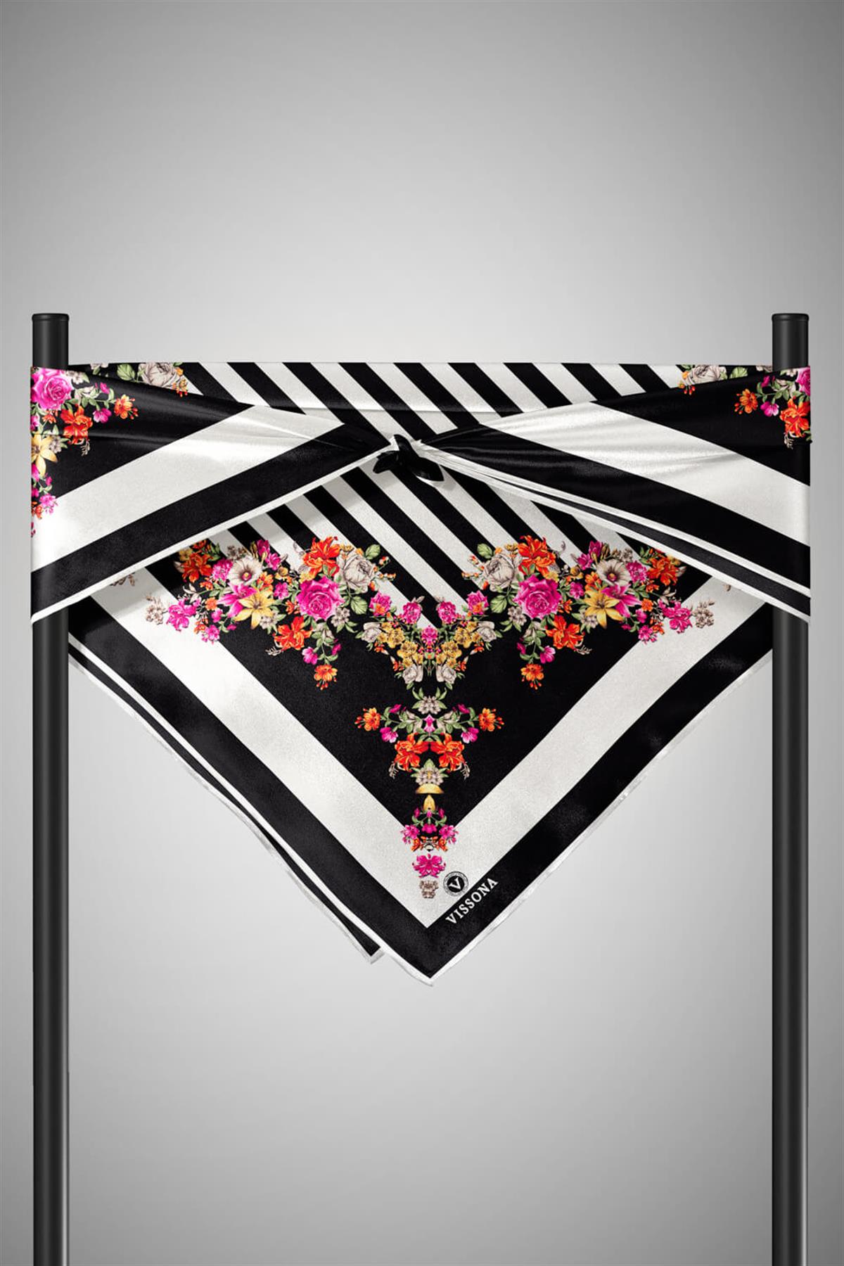 %100 Twill İpek Çıtır Çiçekli Ve Çizgi Desenli Siyah - Fuşya Renkli 90x90 Eşarp Dikim Şekli : El Dikişi