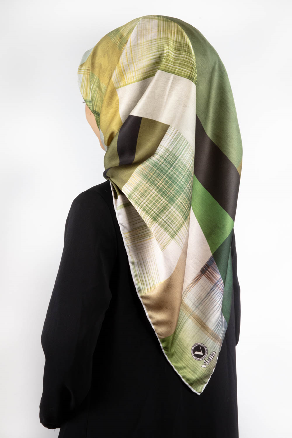 Twill Geometrik Desenli Haki Renkli 90x90 Eşarp (İpek İçermez) Kenar Dikiş Şekli El Dikişli