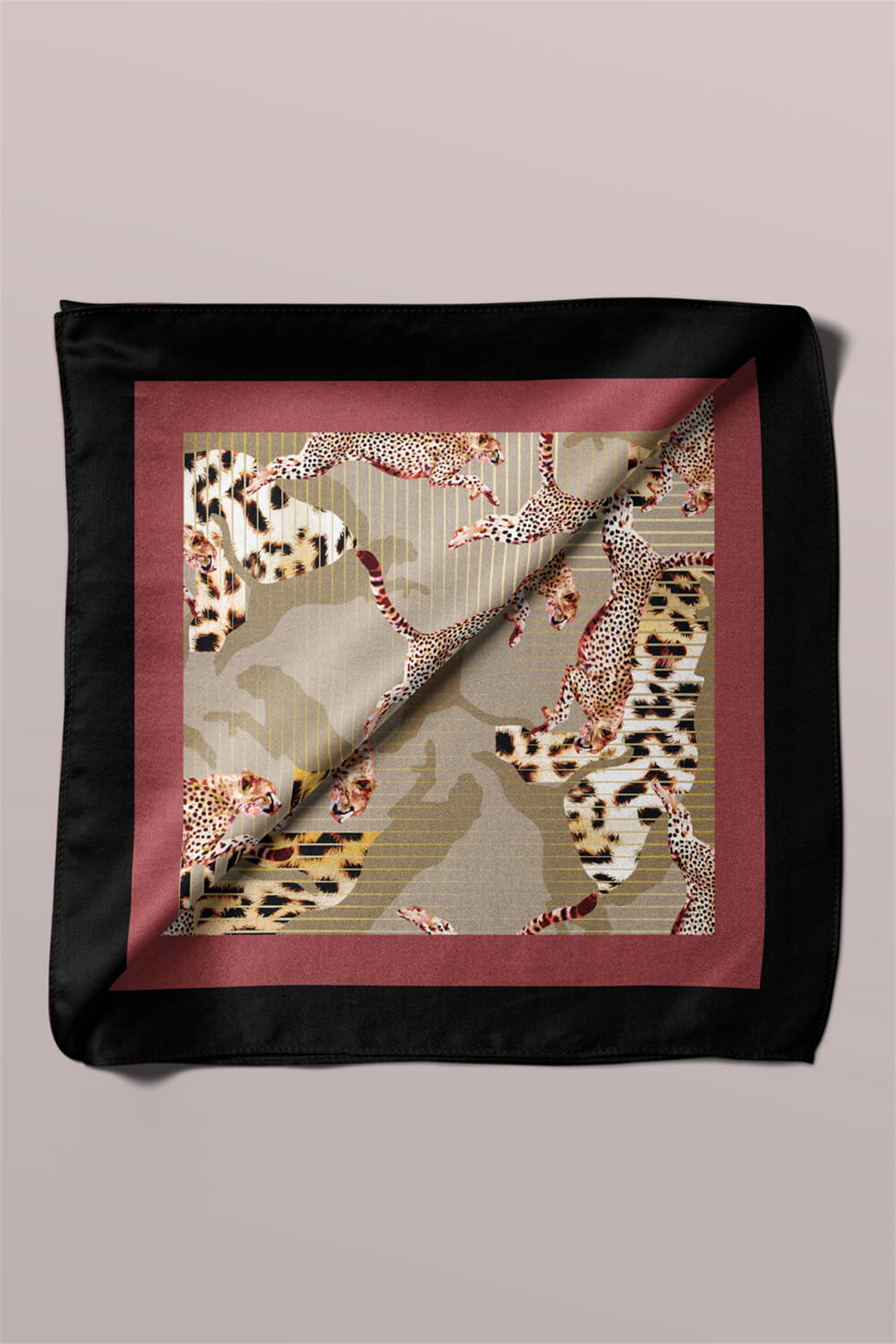 E53 Kadın Kahve Vizon Animal Desenli 50x50 Bandana