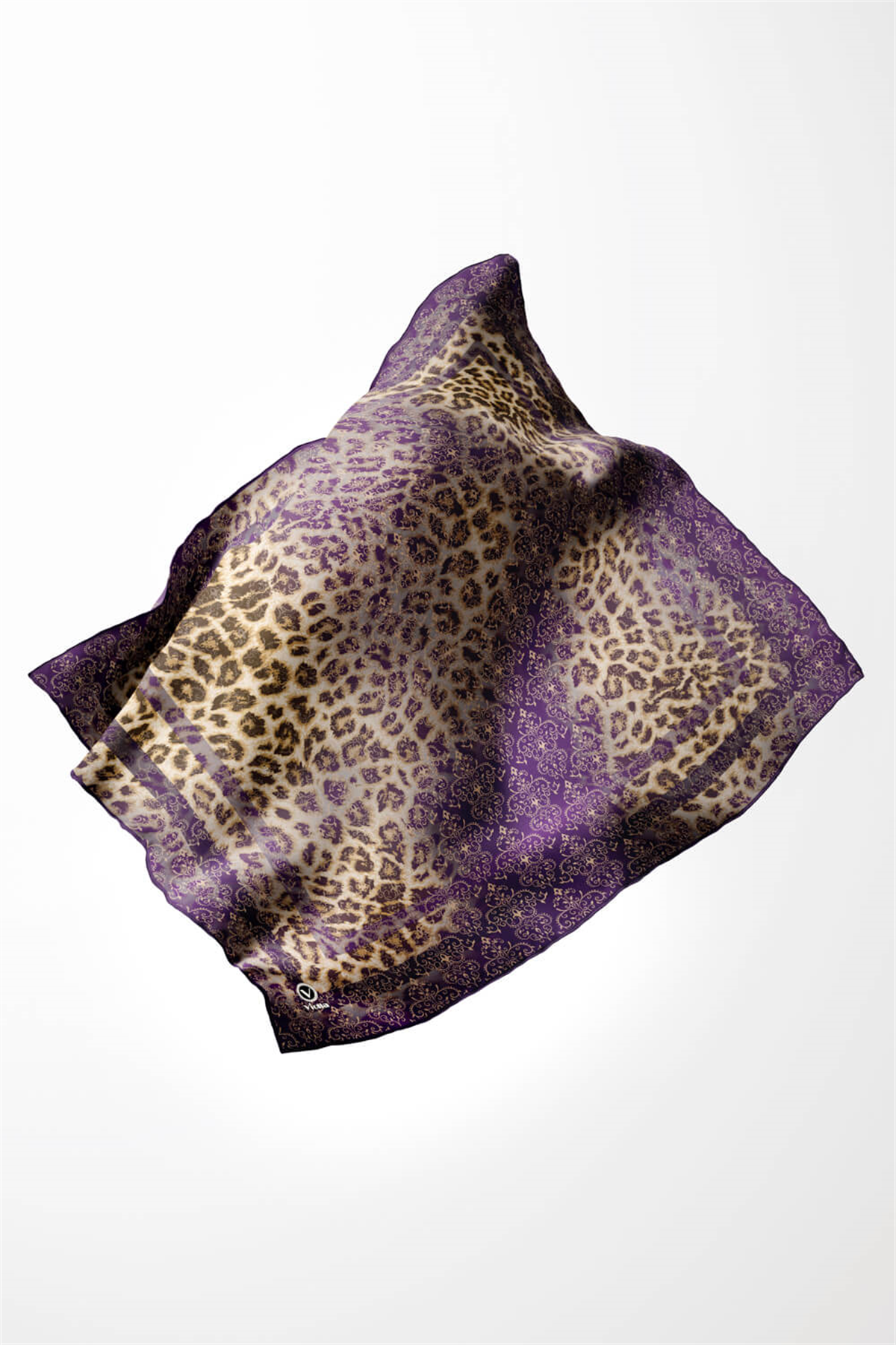 Twill Leopar Desenli Mor Renkli 90x90 Eşarp (İpek İçermez) Kenar Dikiş Şekli El Dikişli