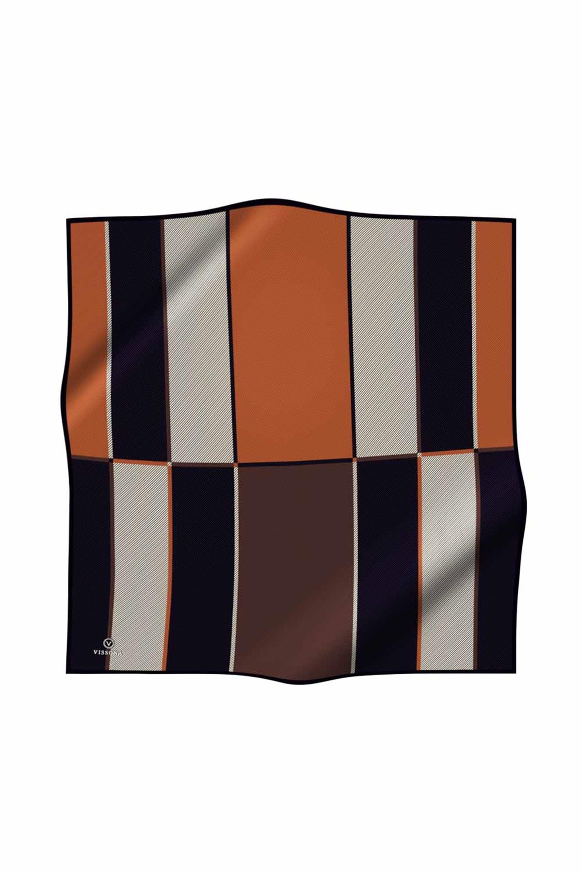 %100 Twill İpek Geometrik Desenli Taba Renkli 90x90 Eşarp Dikim Şekli : El Dikişi