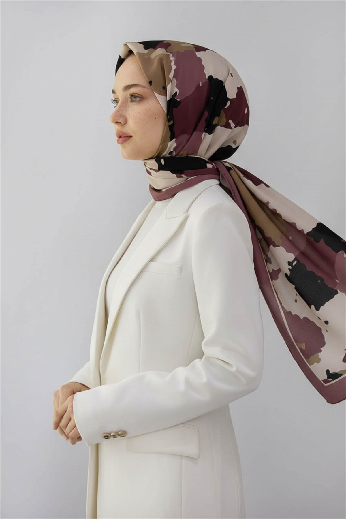 KREP BOYA EFEKTİ DESENLİ PUDRA RENKLİ 75X195 KIRIŞMAZ ŞAL