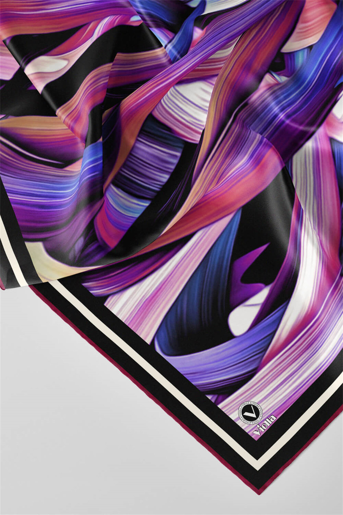 Twill Kare Desenli Mürdüm Renkli 90x90 Dikim Şekli : El Dikişi Eşarp (İpek İçermez)
