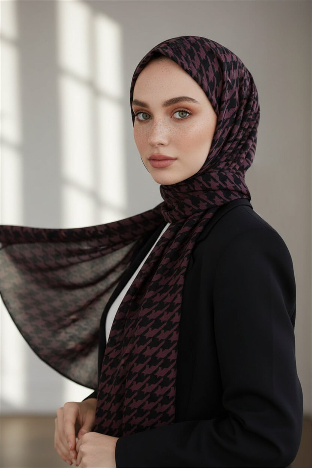 KREP KAZAYAĞI DESENLİ PUDRA RENKLİ 75X195 KIRIŞMAZ ŞAL