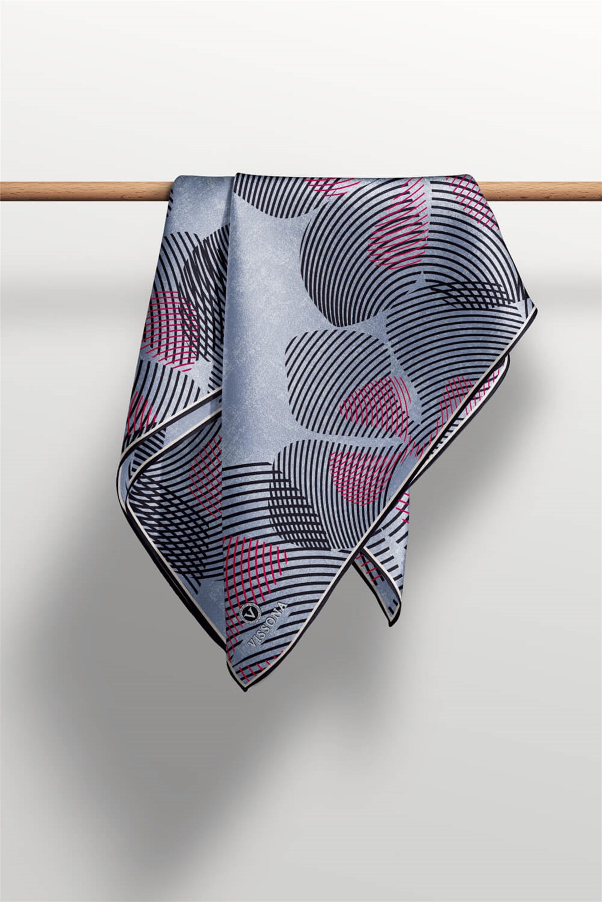 %100 Twill İpek Çizgili Çiçek Desenli Siyah - Kırmızı Renkli 90x90 Eşarp Dikim Şekli : El Dikişi