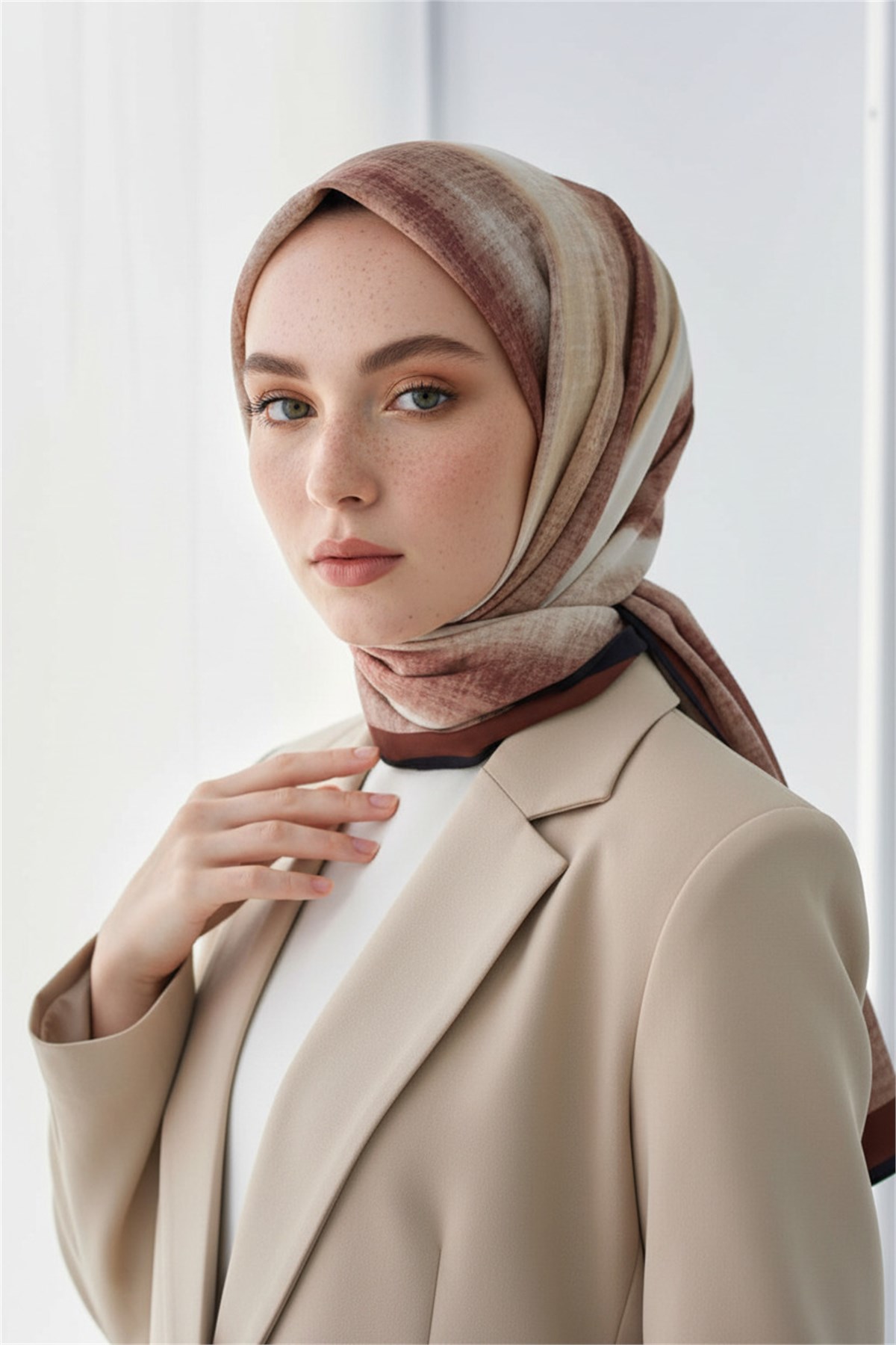 KREP BATİK DESENLİ GÜL KURUSU RENKLİ 75X195 KIRIŞMAZ ŞAL