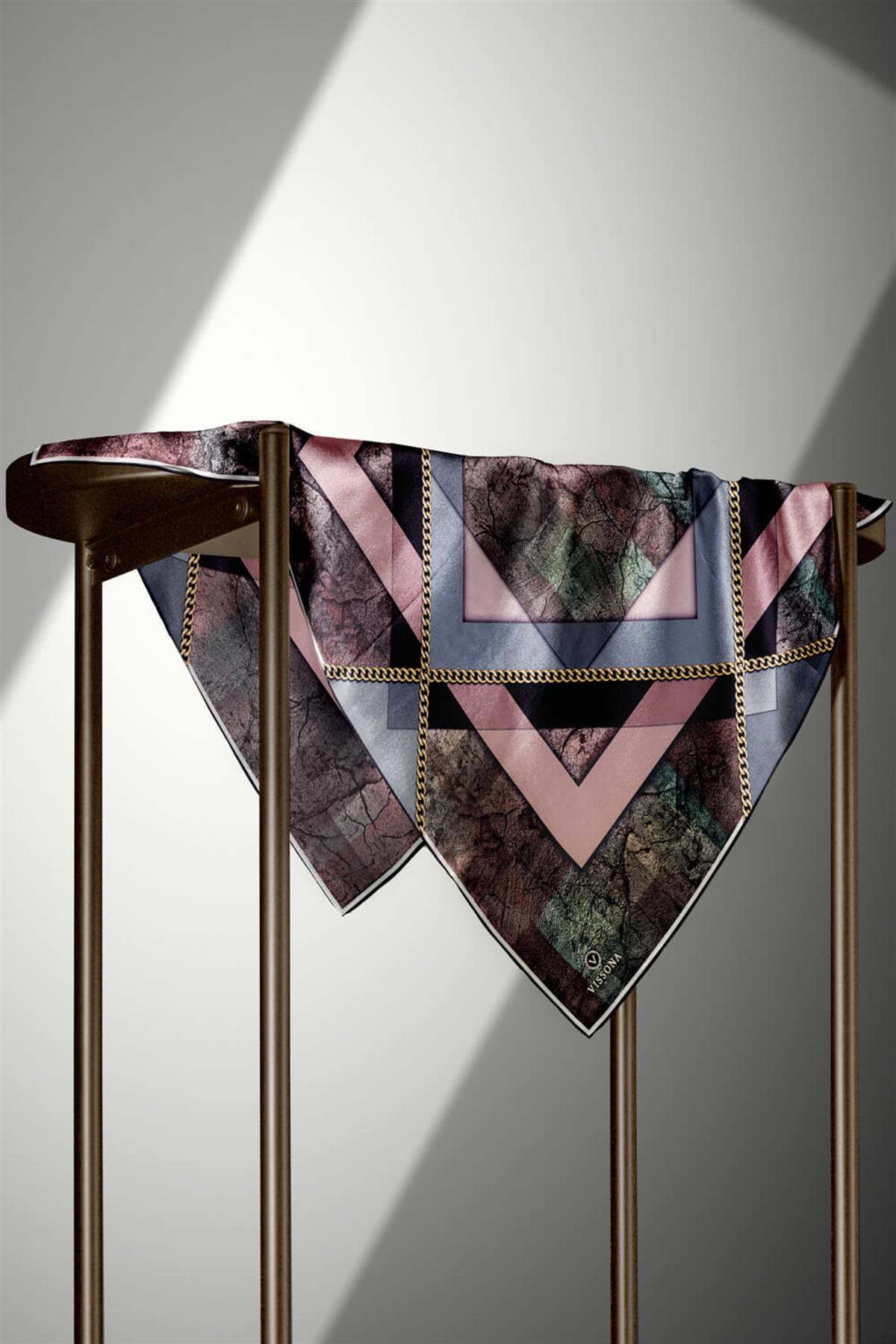 %100 Twill İpek Taş Efekti Desenli Pudra - Gri Renkli 90x90 Eşarp Dikim Şekli : El Dikişi