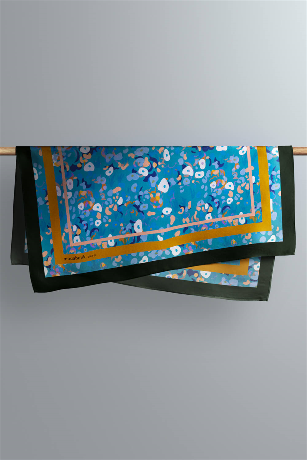 B112 Kadın Mavi Game Desenli 50x50 Bandana