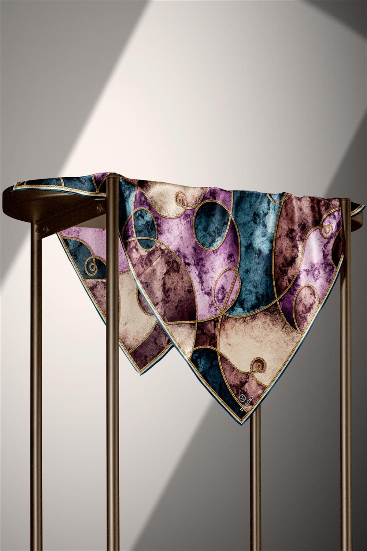 %100 Twill İpek Zincirli Mermer Desenli Petrol Yeşili - Lila Renkli 90x90 Eşarp Dikim Şekli : El Dikişi