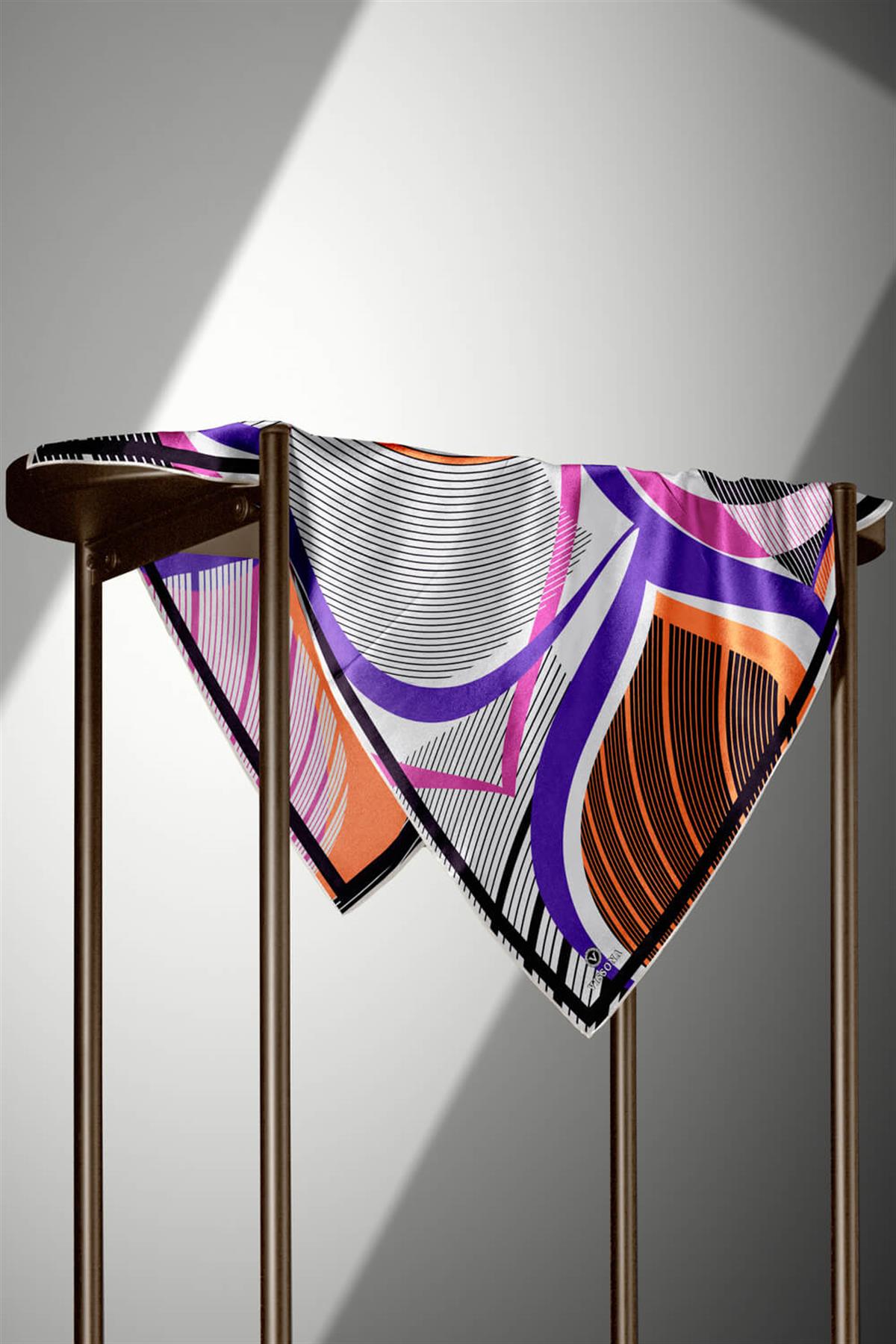 %100 Twill İpek Çizgili Geometrik Desenli Beyaz - Mor Renkli 90x90 Eşarp Dikim Şekli : El Dikişi