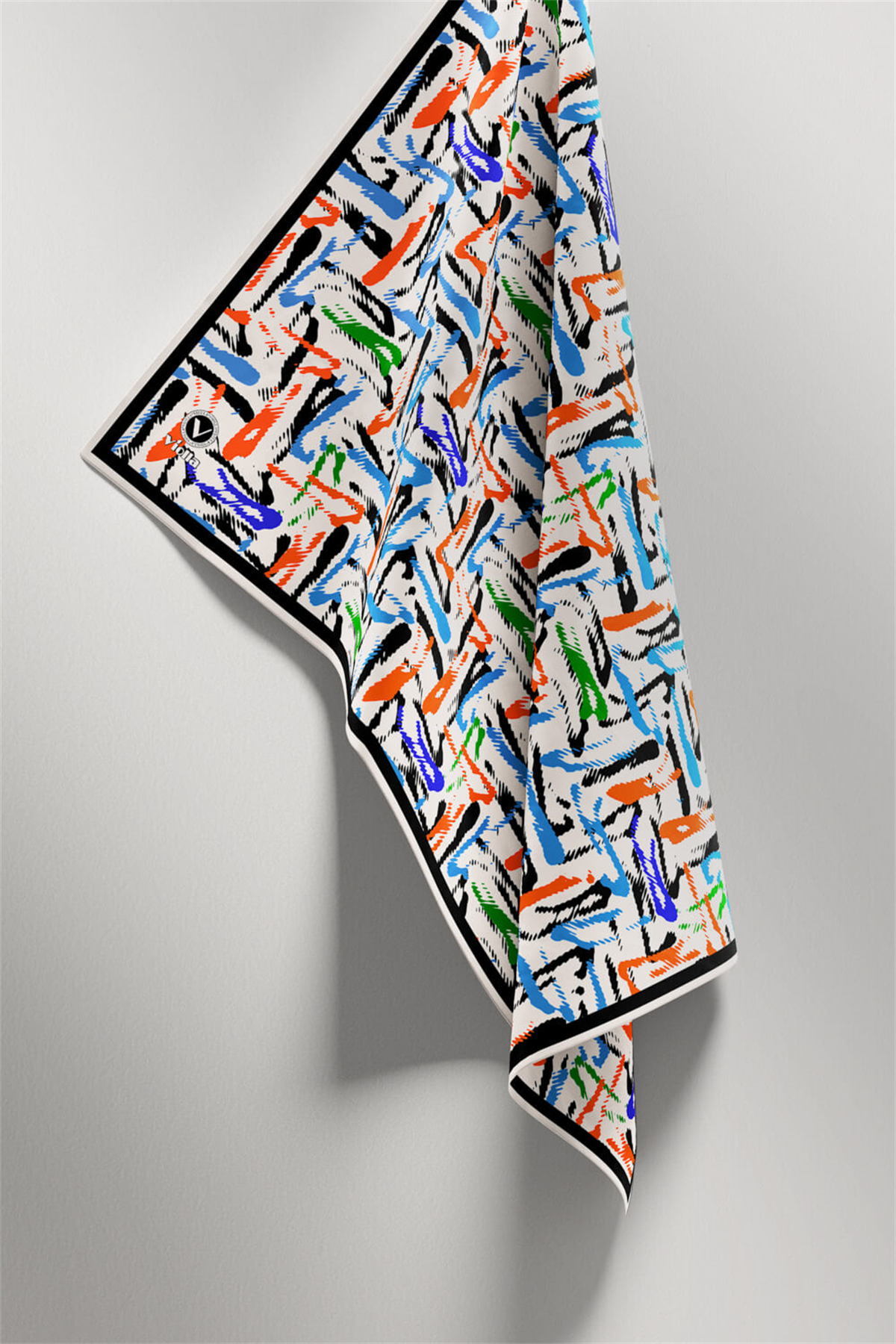 Twill Geometrik Desenli Bebe Mavisi - Turuncu Renkli 90x90 Eşarp (İpek İçermez) Dikim Şekli : El Dikişi