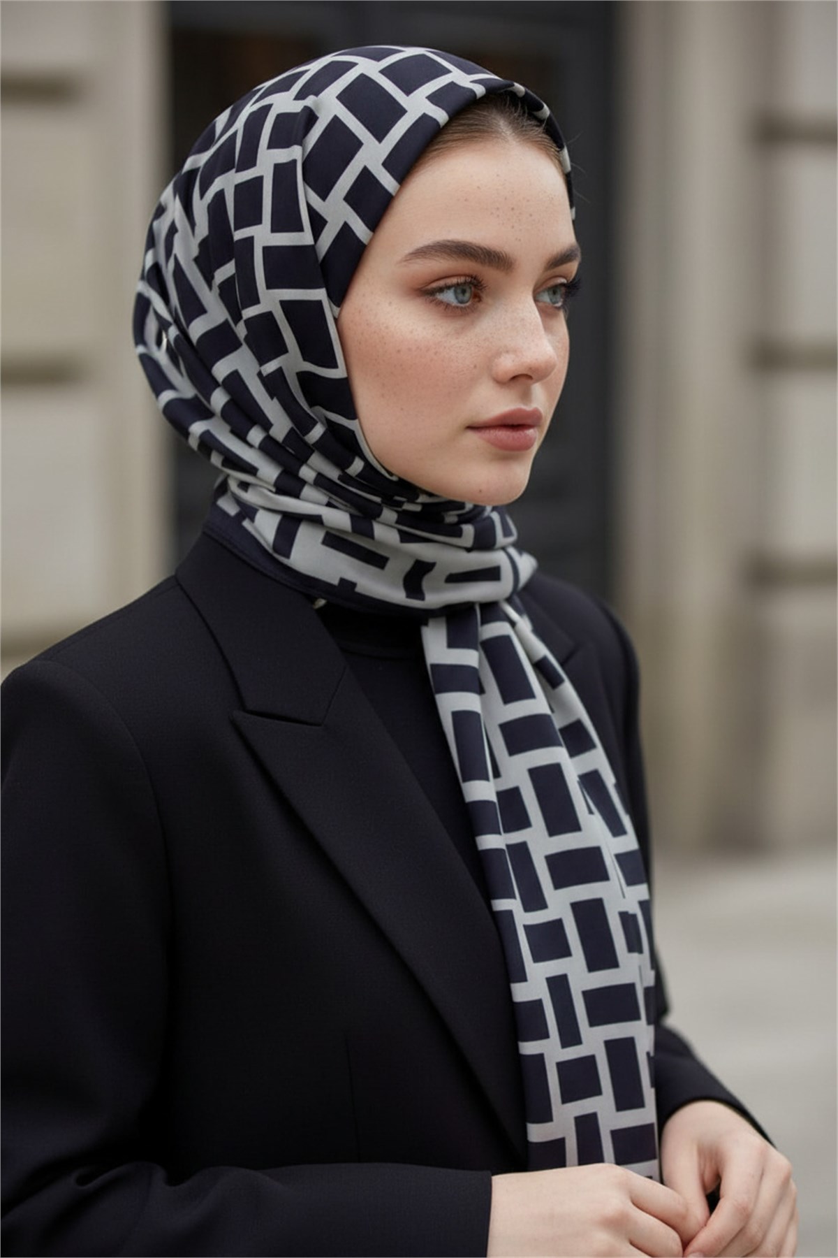 KREP KARELİ DESENLİ GRİ RENKLİ 75X195 KIRIŞMAZ ŞAL
