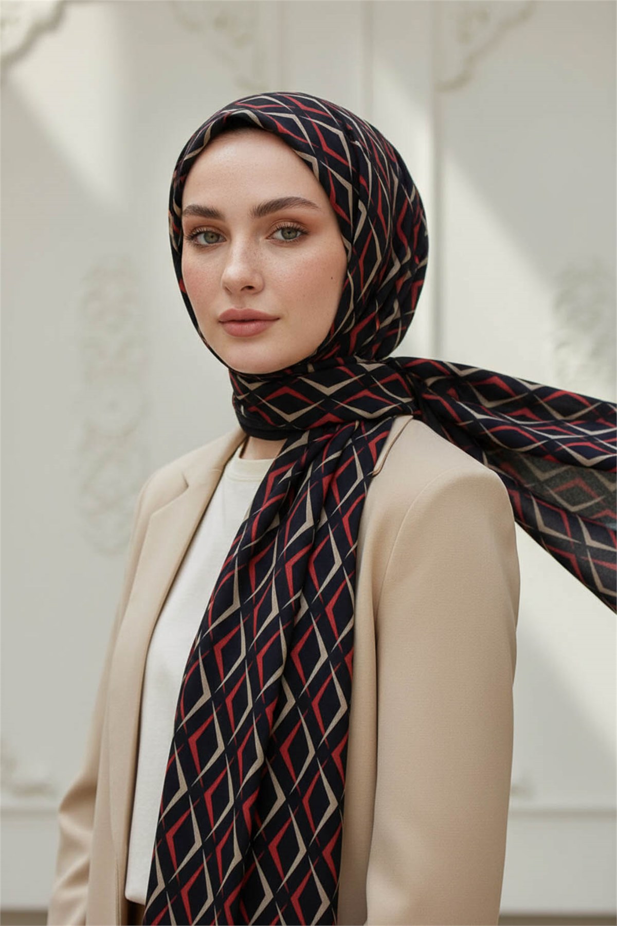 KREP GEOMETRİK DESENLİ SİYAH - BORDO RENKLİ 75X195 KIRIŞMAZ ŞAL