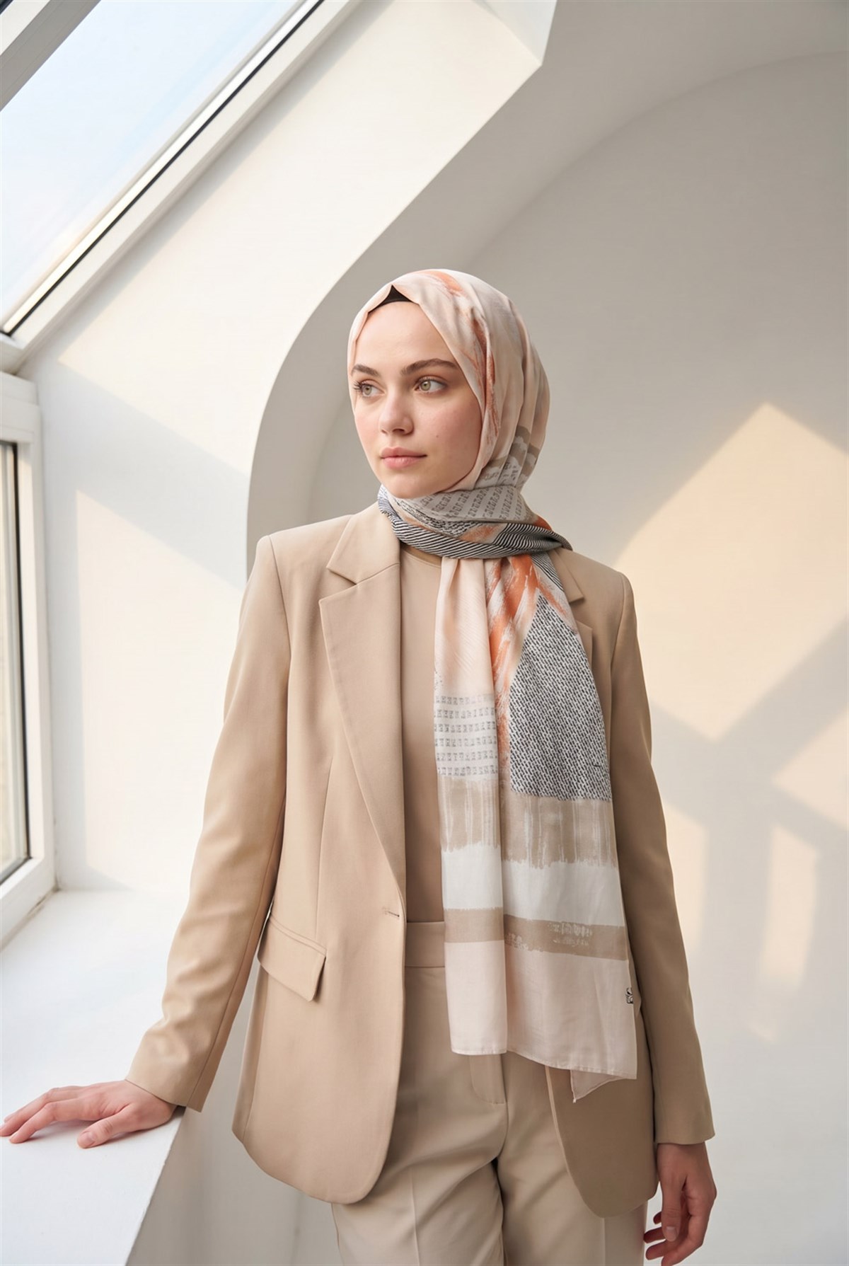 %100 Saf İpek Şal İnce Saten Vual Dokuma Patchwork Desenli Somon - Vizon Renkli 90x210 Şal