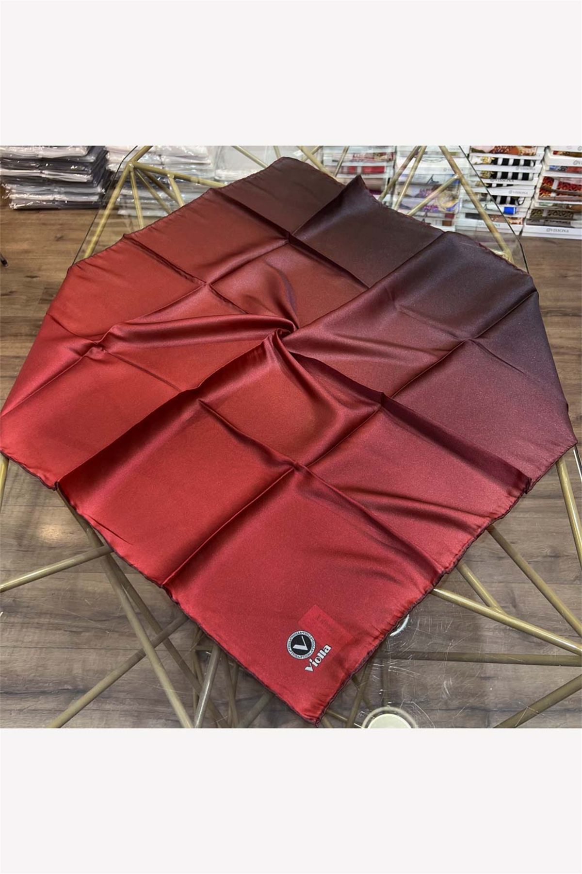 Kristal Degrade Desenli Bordo Renkli 90x90 Eşarp (İpek İçermez) Kenar Dikiş Şekli El Dikişli