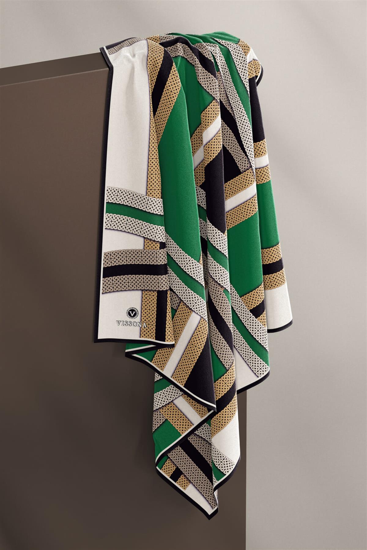 %100 Twill İpek Geometrik Desenli Siyah - Zümrüt Yeşili Renkli 90x90 Eşarp Dikim Şekli : El Dikişi