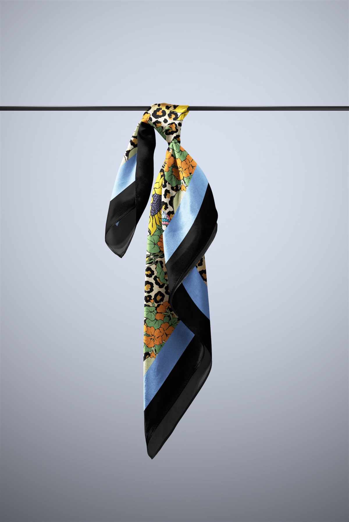 Violla B96 Kadın Sarı Çiçek Desenli 50x50 Bandana