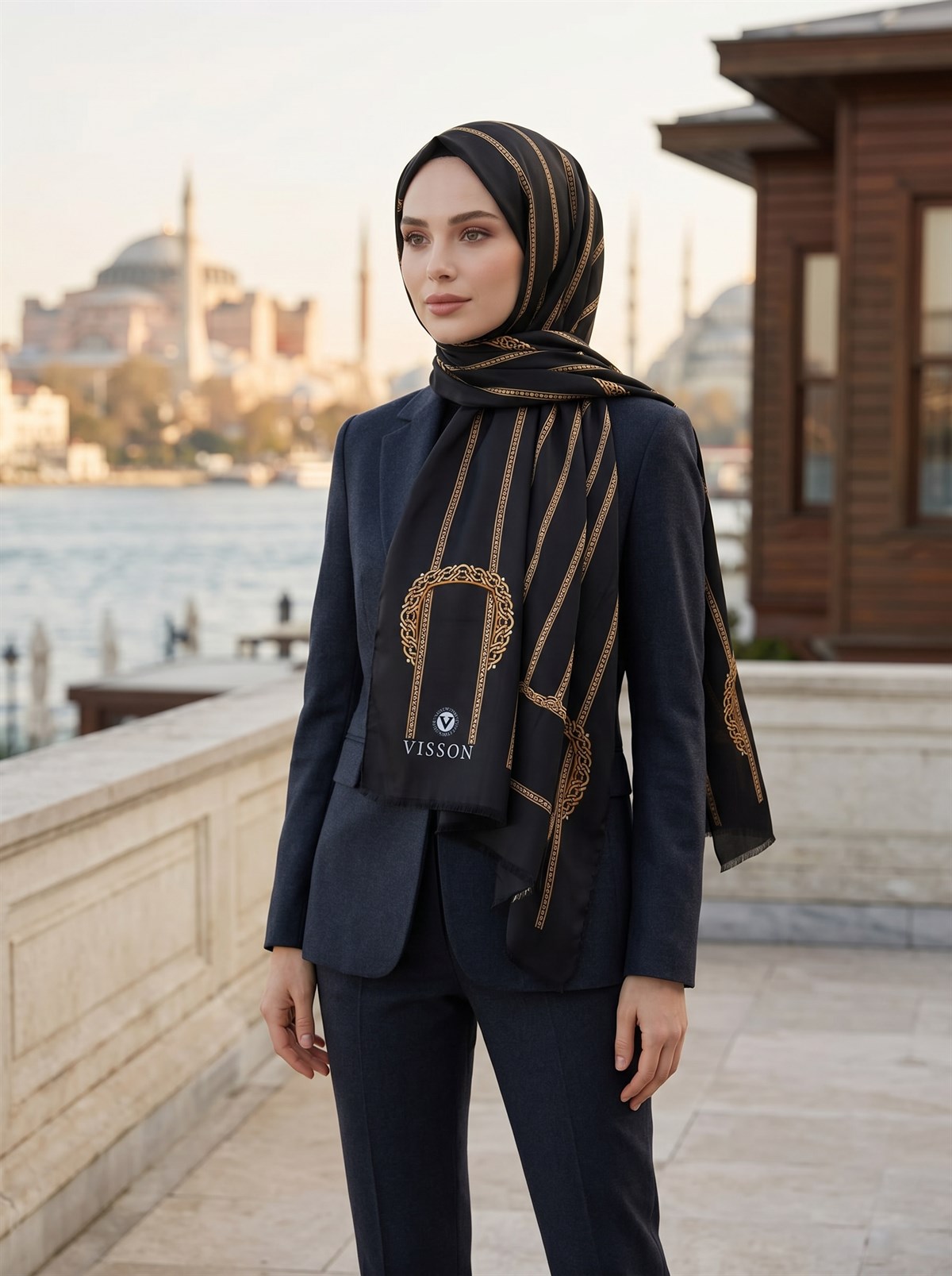 %100 Saf İpek Şal İnce Saten Vual Dokuma Kemer Desenli Siyah - Gold Renkli 90x210 Şal