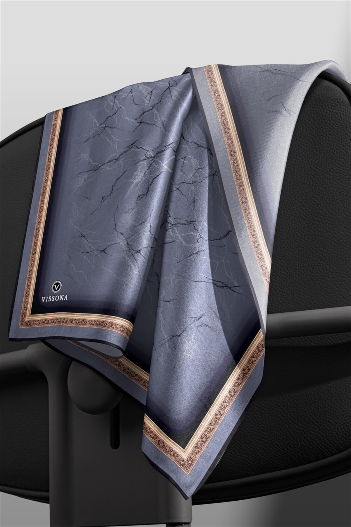 % 57 İPEK % 43 VİSKON Twill İpek Mermer Desenli Gri Renkli 90x90 Eşarp Dikim Şekli : El Dikişi
