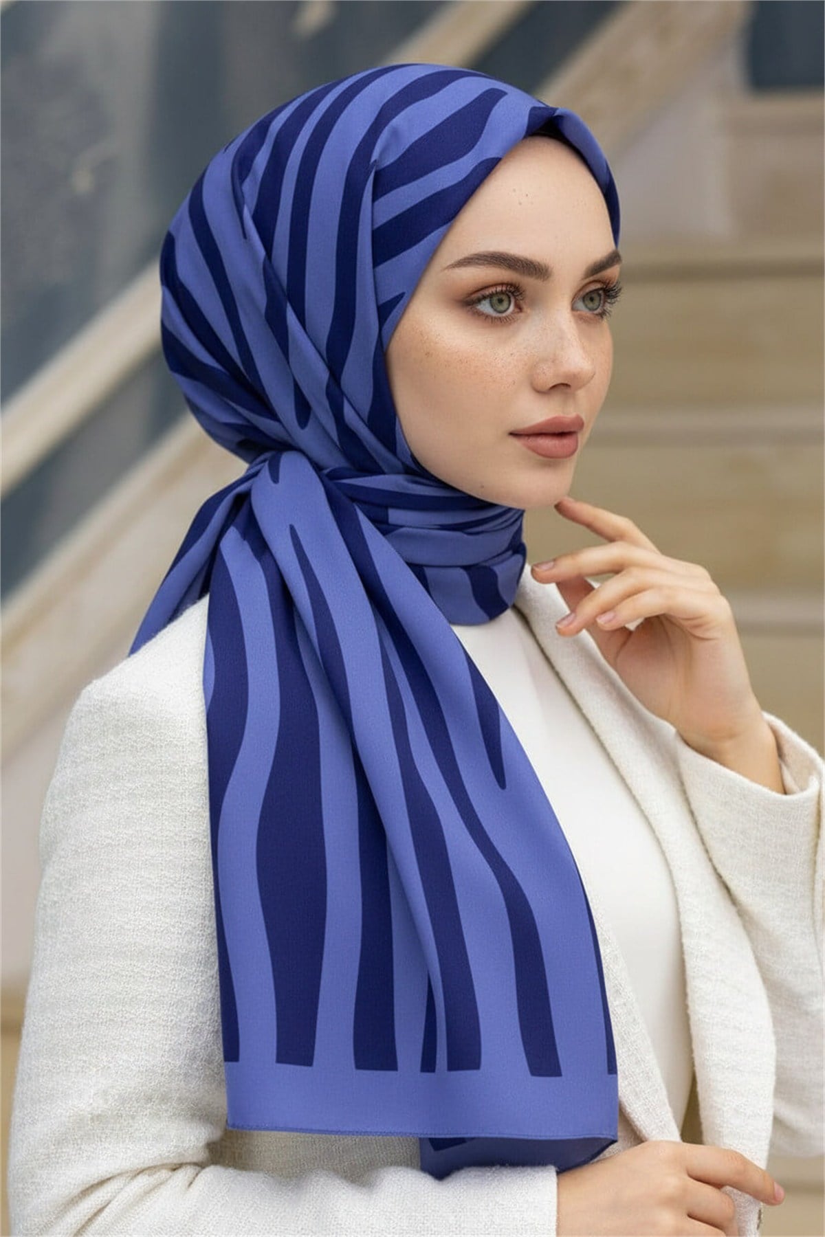 Kırışmaz Krep Şal Zebra Desenli İndigo 75x190 cm – Kolay Şekil Alan