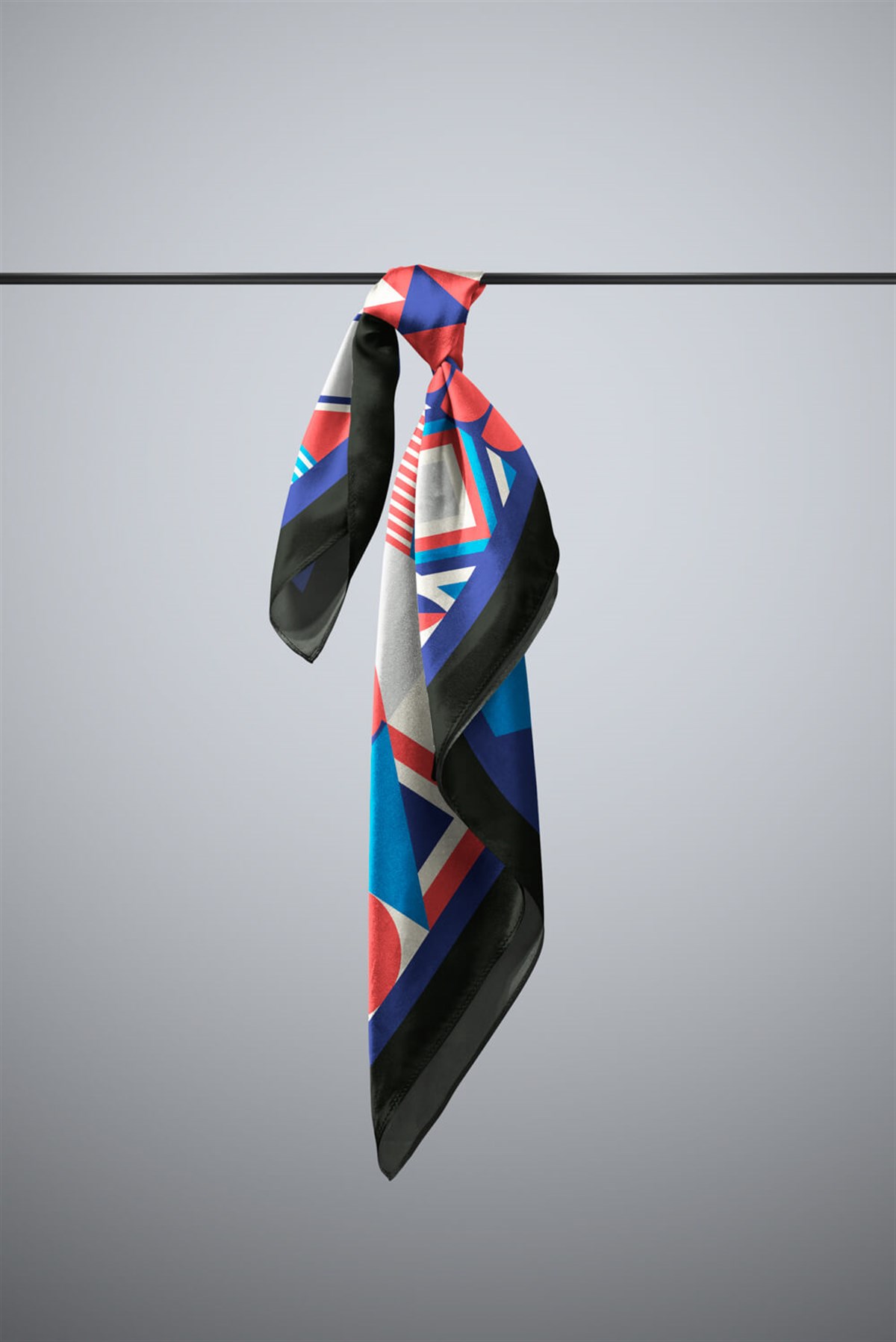 Kadın Mavi Geometrik Desenli 50x50 Bandana HYL DG01538-22