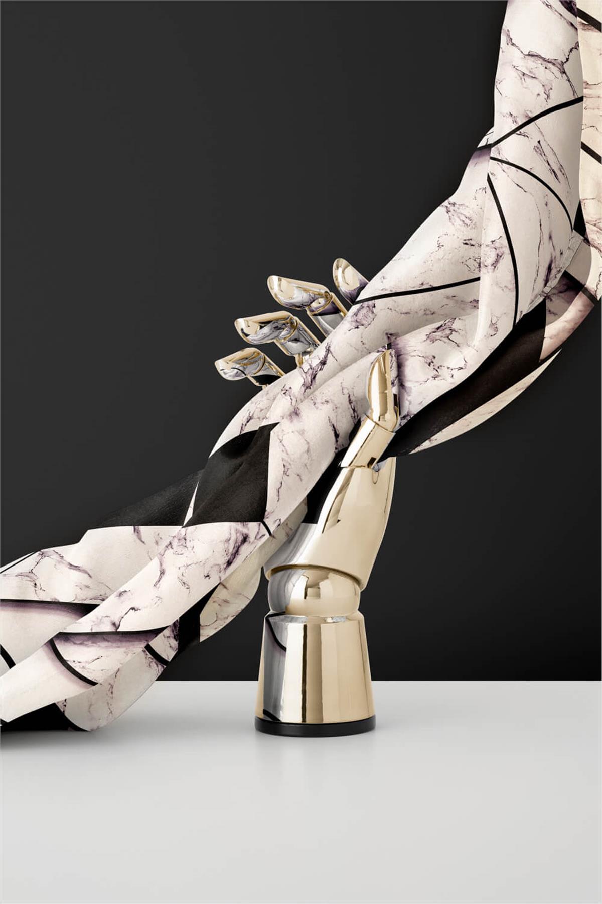 %100 Twill İpek Mermer Desenli Siyah - Krem Renkli 90x90 Eşarp Dikim Şekli : El Dikişi