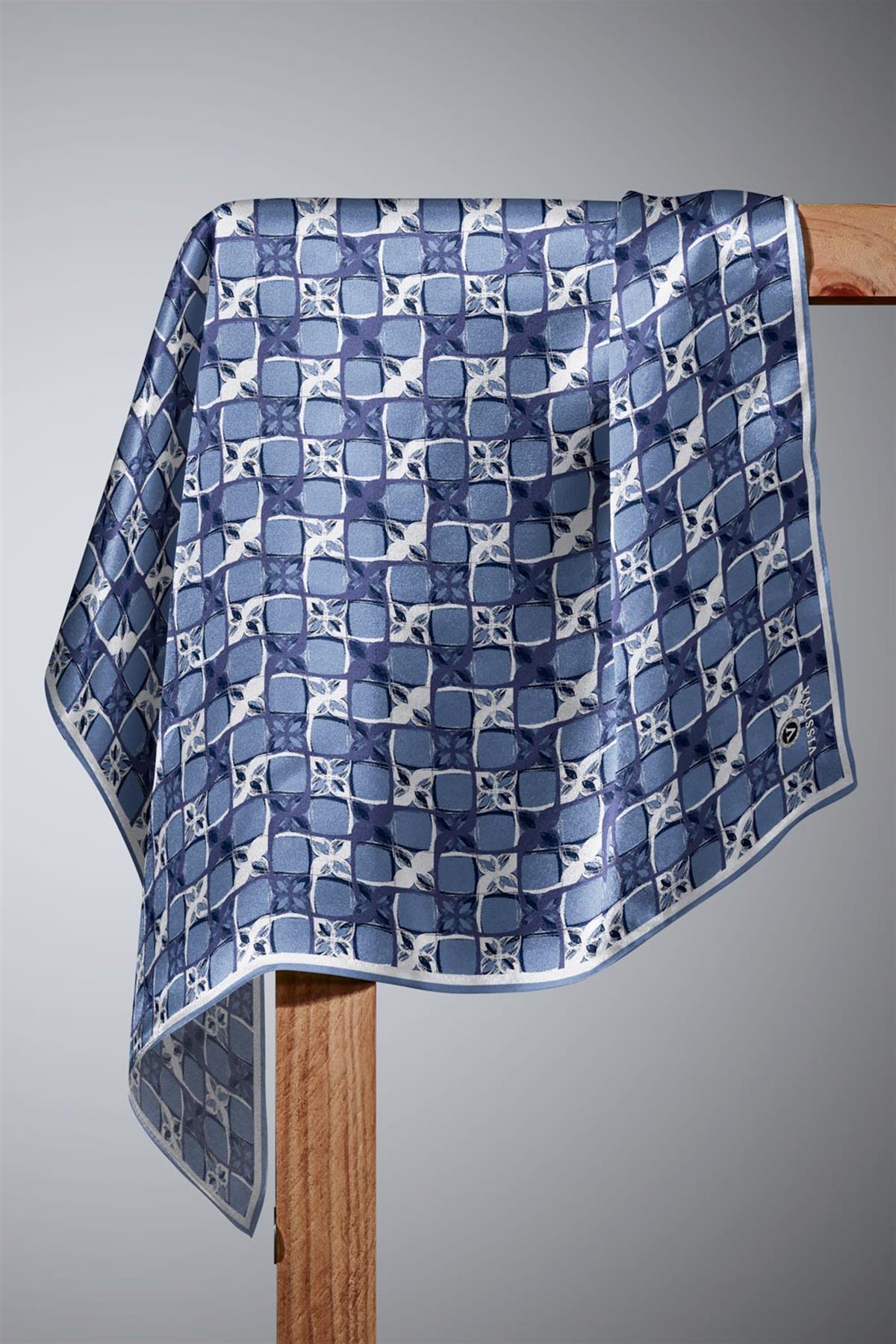 %100 Twill İpek Geometrik Desenli İndigo - Lacivert Renkli 90x90 Eşarp Dikim Şekli : El Dikişi