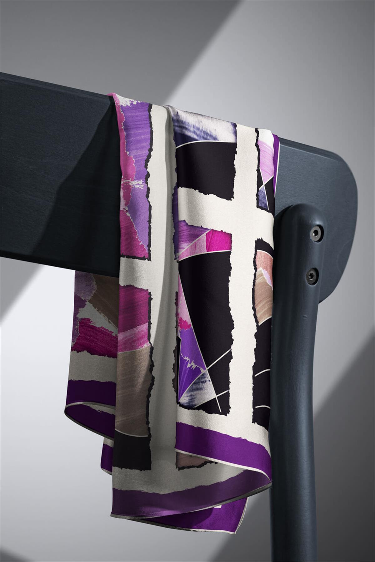 %100 Twill İpek Geometrik Desenli Mor - Pembe Renkli 90x90 Eşarp Dikim Şekli : El Dikişi