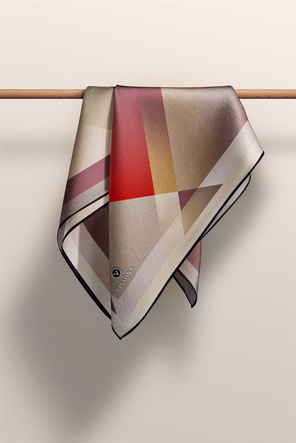 %100 Twill İpek Geometrik Desenli Bej - Kırmızı Renkli 90x90 Eşarp Dikim Şekli : El Dikişi