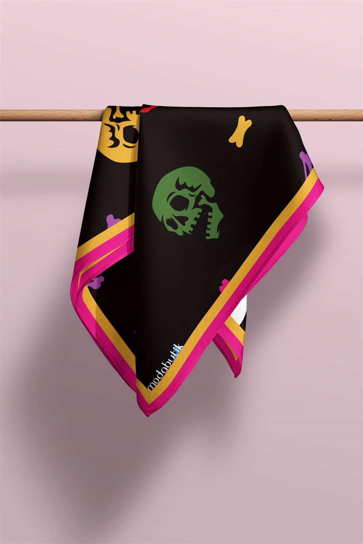 Violla Kurukafa Desenli Bandana