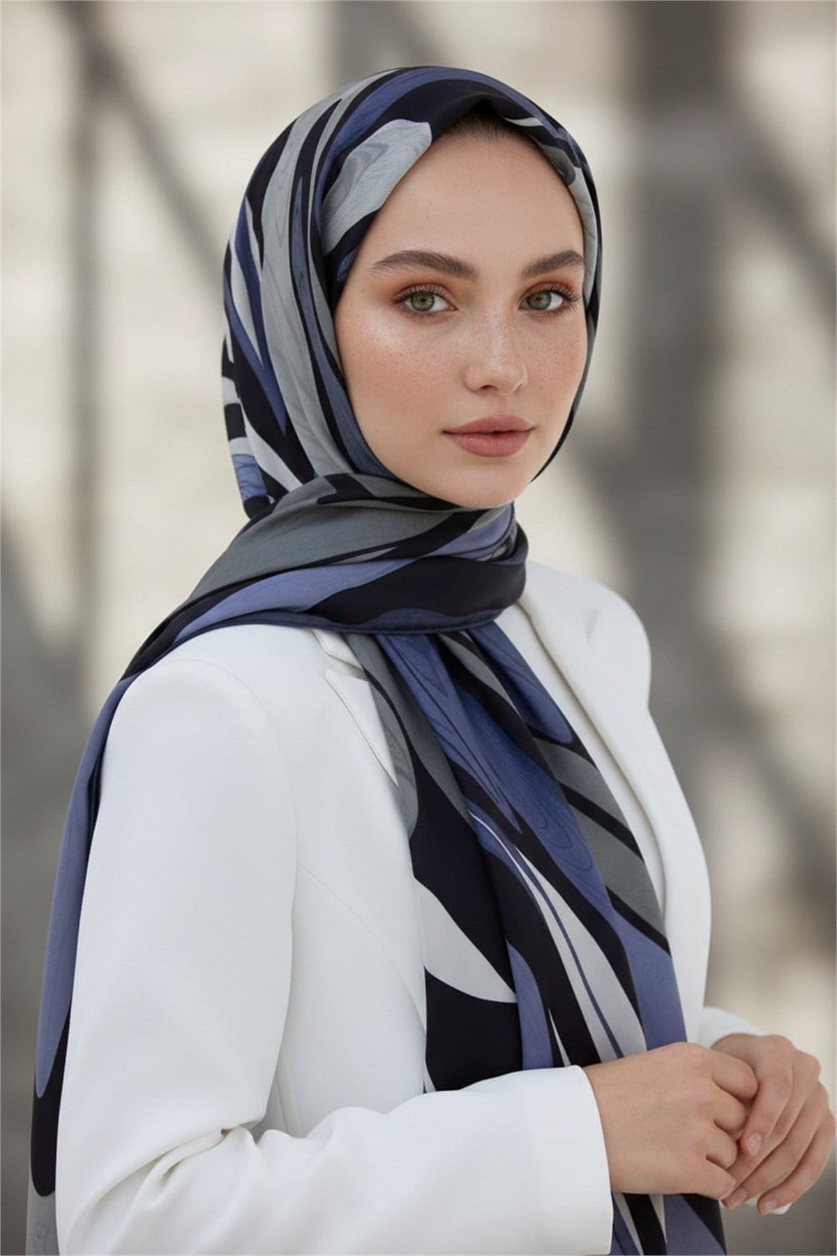 KREP GEOMETRİK DESENLİ RENKLİ 75X195 KIRIŞMAZ ŞAL