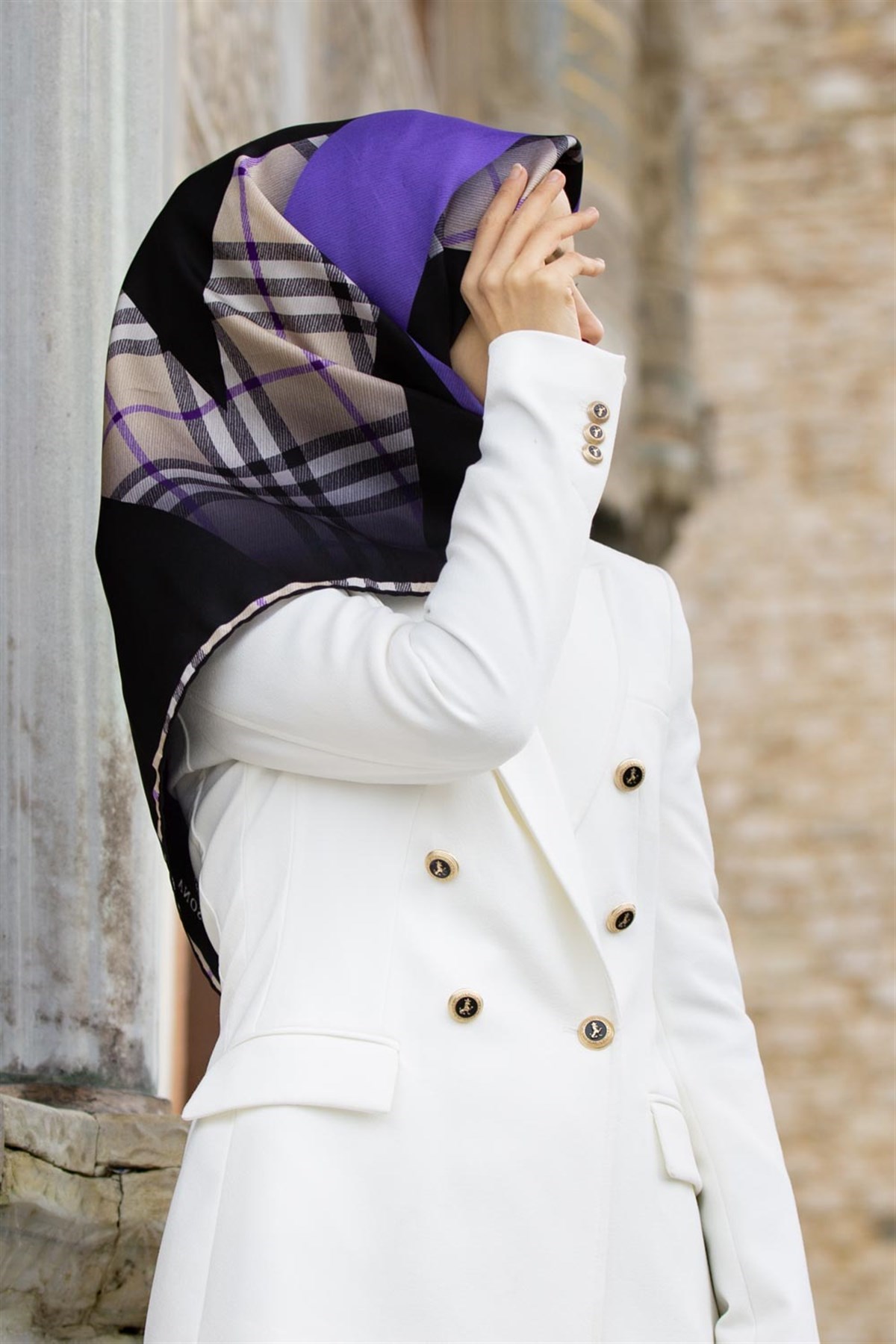 %100 Twill İpek Eşarp 90x90 Mor Siyah Ekose Desenli El Dikişli Kadın Eşarp