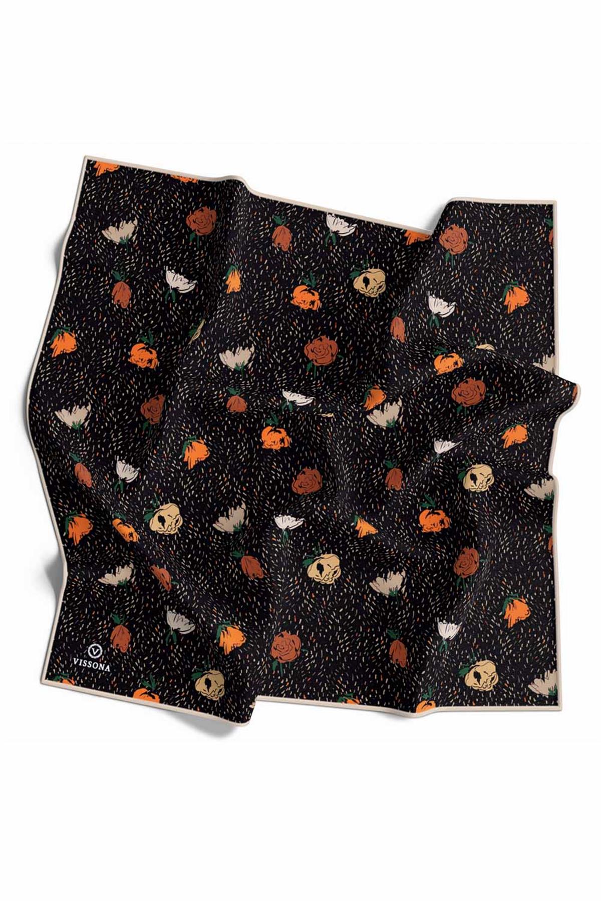 %100 Twill İpek Çıtır Çiçek Desenli Siyah - Taba Renkli 90x90 Eşarp Dikim Şekli : El Dikişi