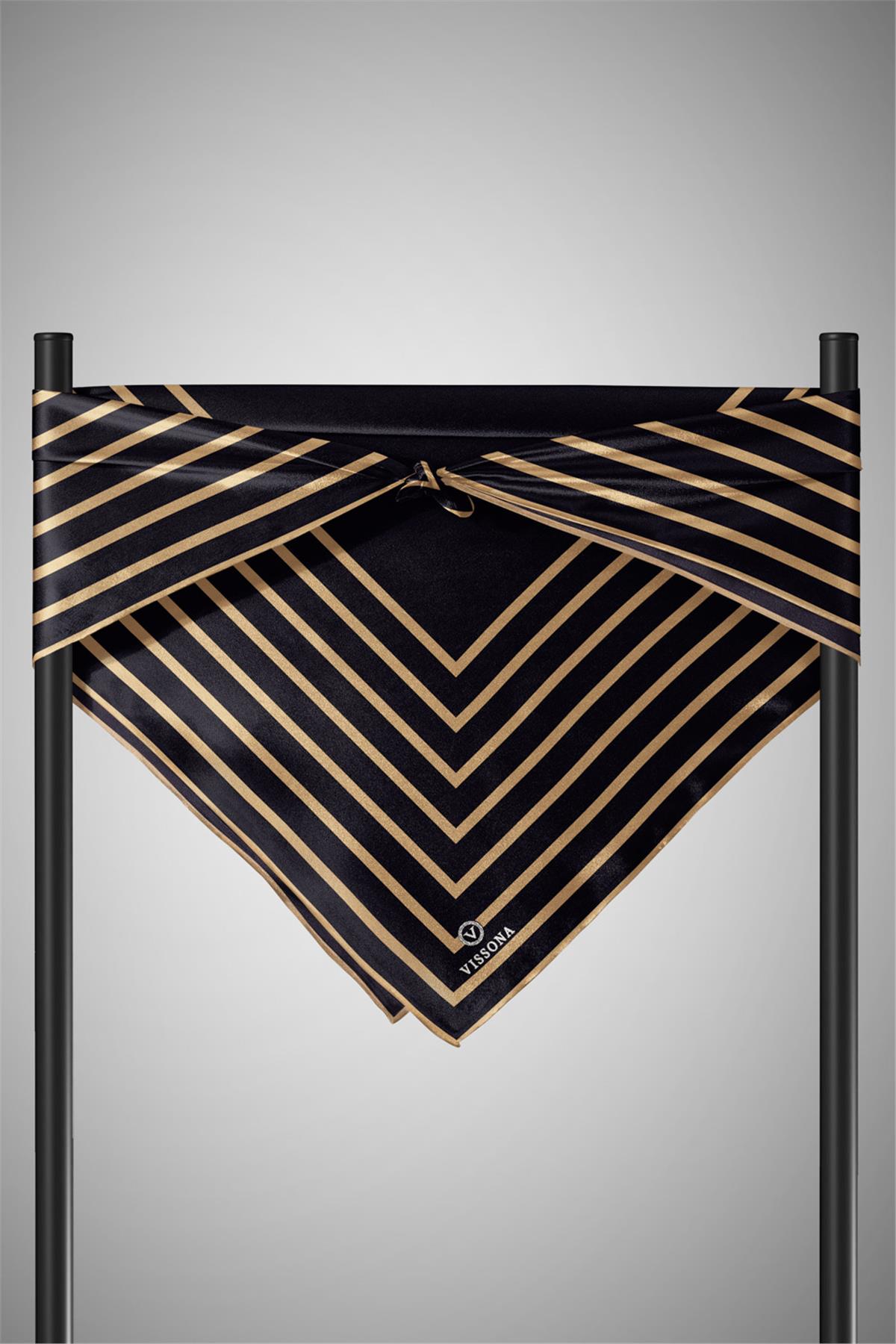 %100 Twill İpek Çizgili Desenli Siyah - Gold Renkli 90x90 Eşarp Dikim Şekli : El Dikişi