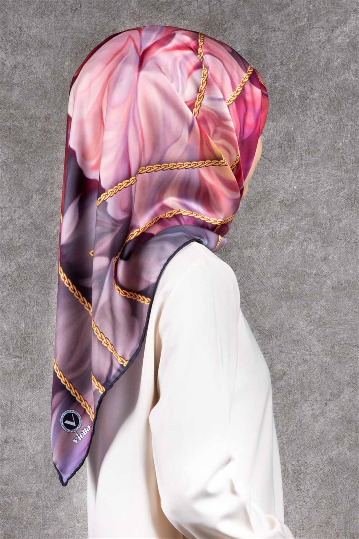 Twill Gül Desenli Pudra - Bebe Mavisi Renkli 90x90 Eşarp (İpek İçermez) Kenar Dikiş Şekli El Dikişli