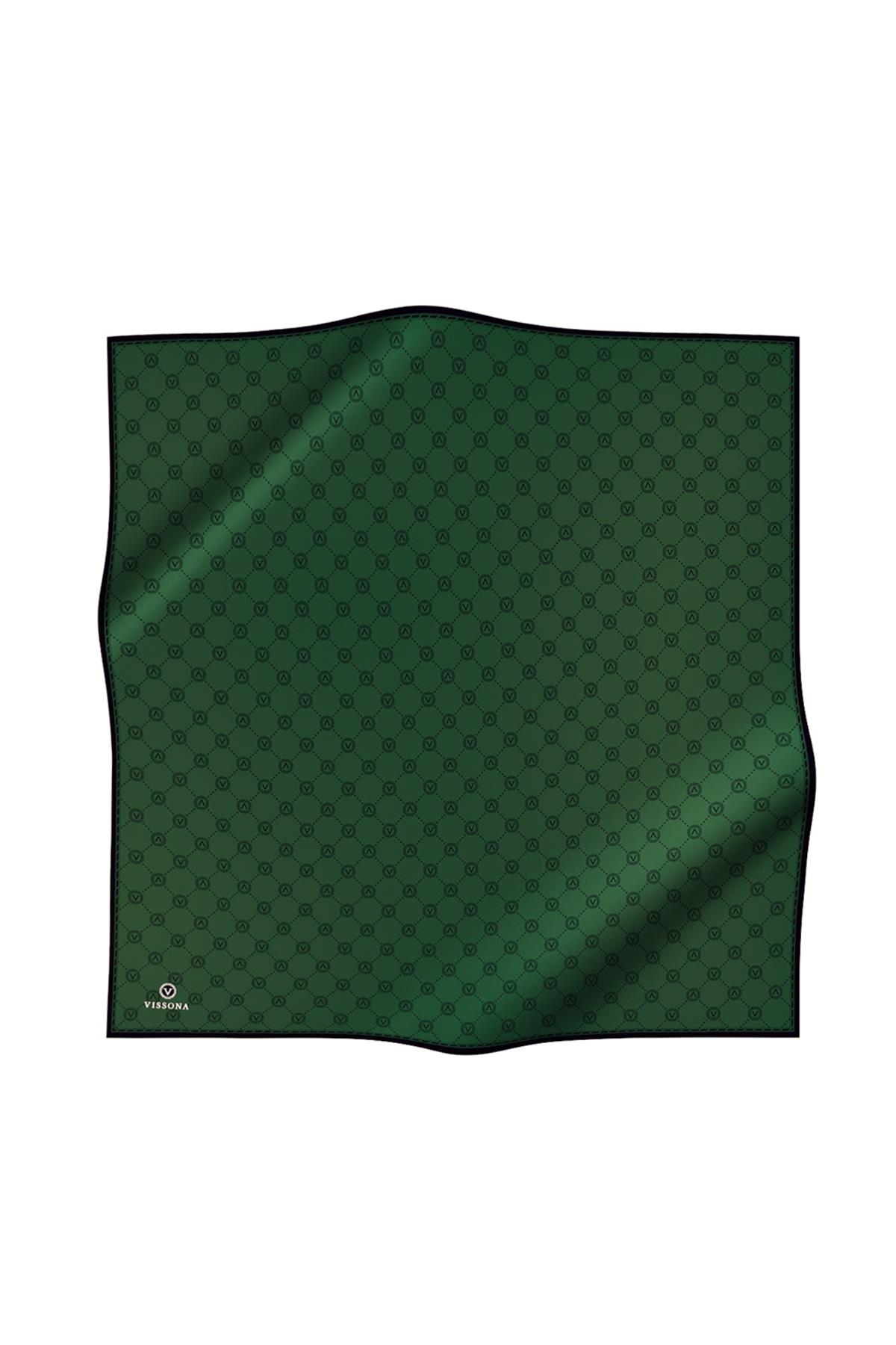 %100 Twill İpek Monogram Desenli Zümrüt Yeşili Renkli 90x90 Eşarp Dikim Şekli : El Dikişi