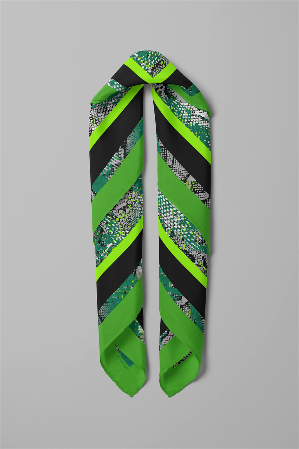 Z58 Kadın Eskitme Desenli 50x50 Bandana HYL DG01341-22