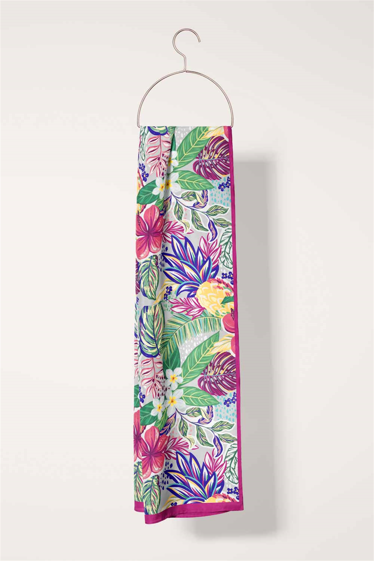 I59 SATEN İPEK ANANAS ÇİÇEK DESENLİ KADIN FULAR