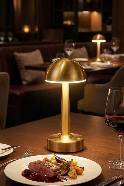 Avonni, 64004 Ailesi Eskitme Şarjlı Masa Lambası